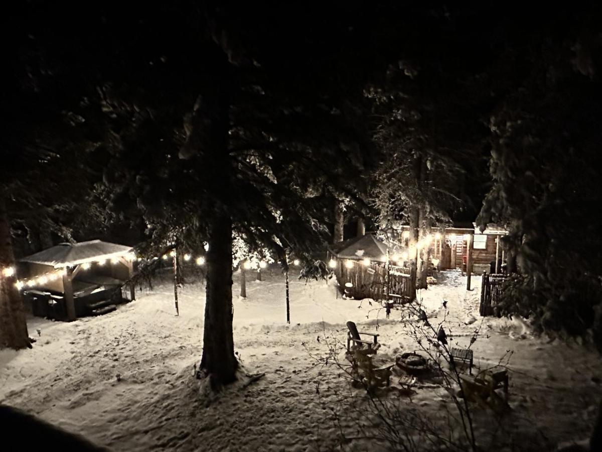 Rustic Cozy Cabin With Hot Tub Bragg Creek Buitenkant foto